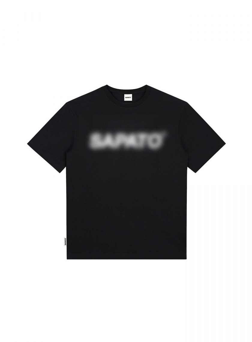 Sapato-blurry-logo--tshirt-schwarz-front